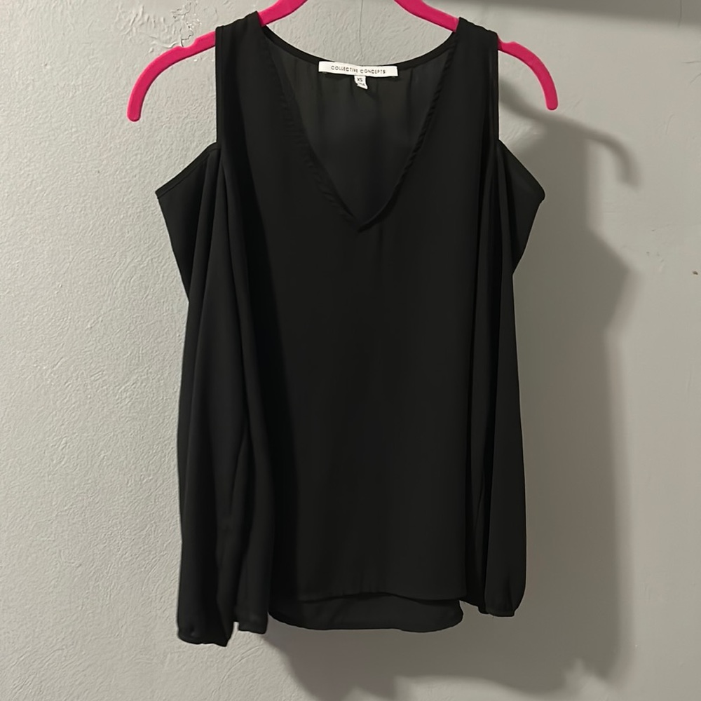 Long sleeve black blouse with open shoulder